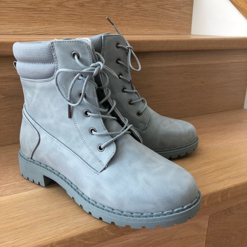 Ankle boots